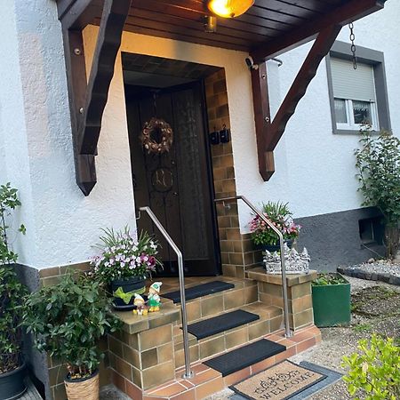 Kleines Apartment Mit Begehbarer Dusche Im Schlafzimmer Eberbach  Bagian luar foto