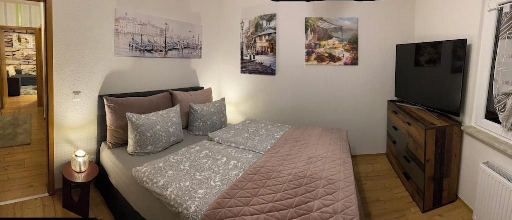 Kleines Apartment Mit Begehbarer Dusche Im Schlafzimmer Eberbach  Bagian luar foto