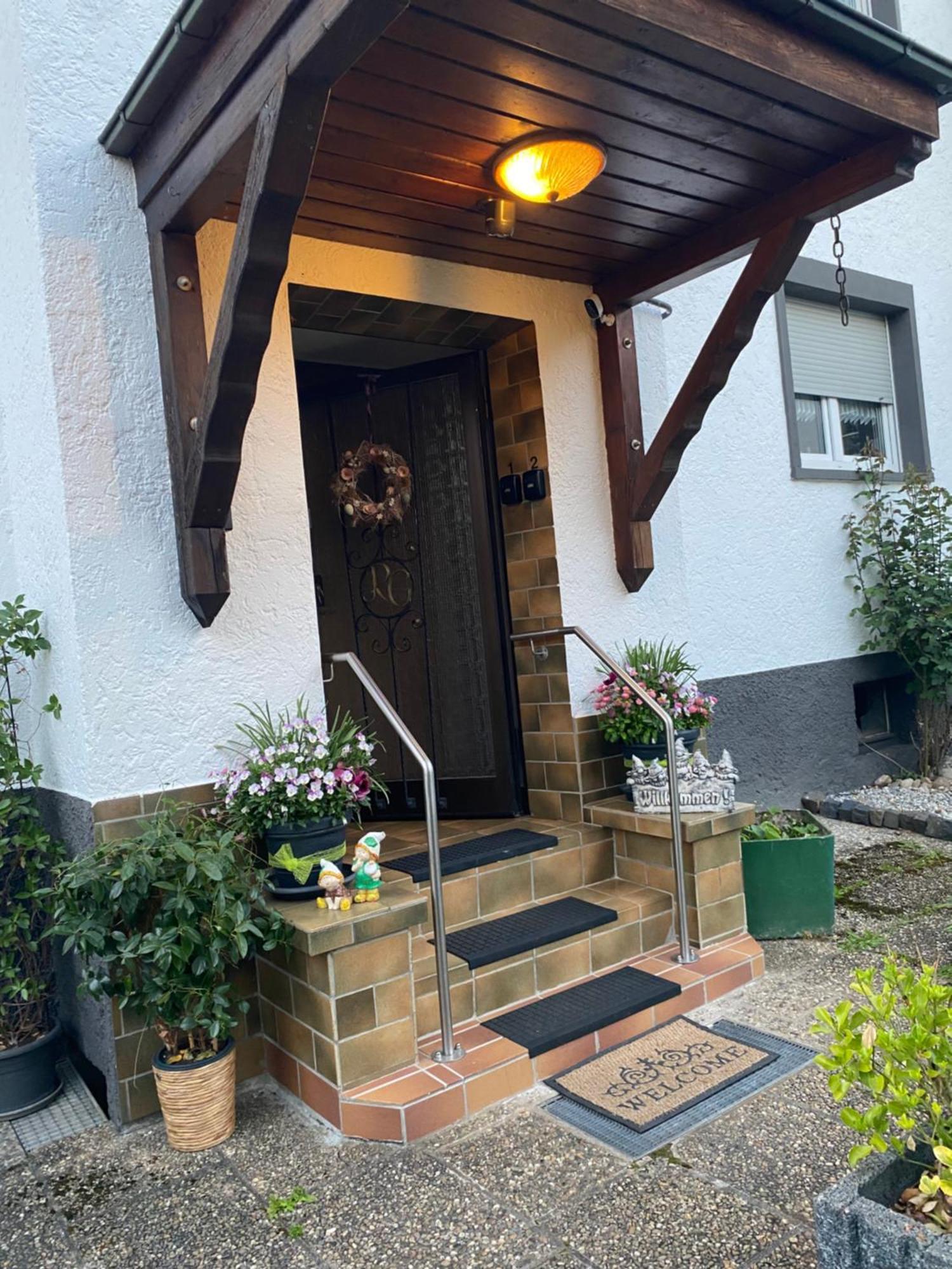 Kleines Apartment Mit Begehbarer Dusche Im Schlafzimmer Eberbach  Bagian luar foto